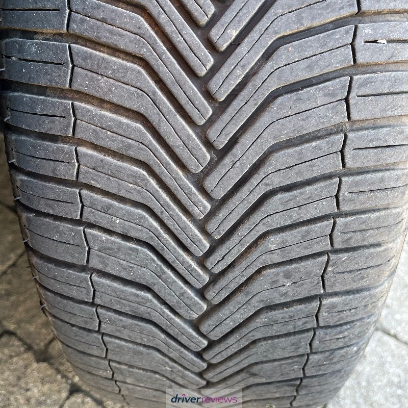 Image #1; Michelin CrossClimate, 225/55 R18 V; Peugeot 3008