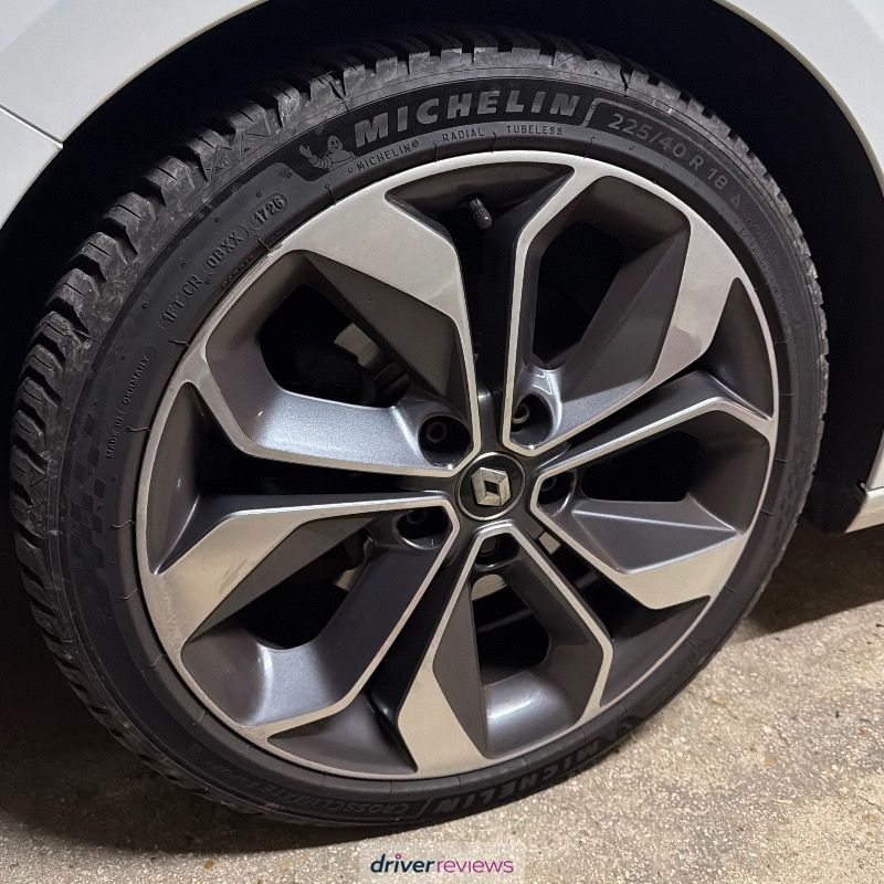 Image #4; Michelin CrossClimate 3 Sport, 225/40 R18 Y; Renault Megane