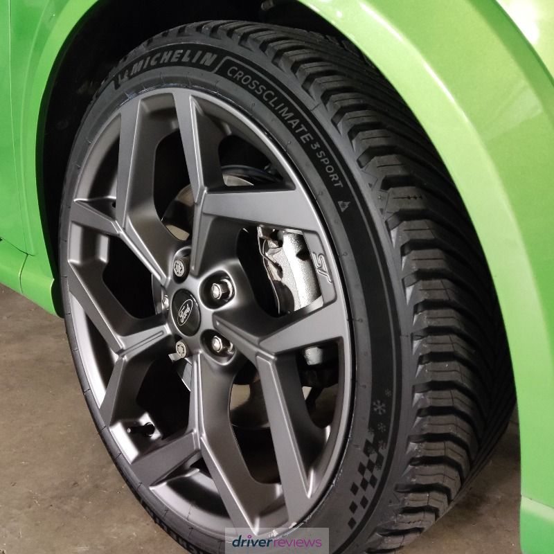 Image #2; Michelin CrossClimate 3 Sport, 225/40 R19 Y; Ford Puma