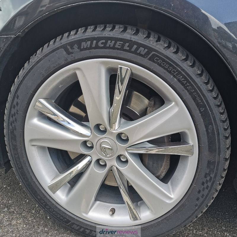 Image #1; Michelin CrossClimate 3 Sport, 245/40 R18 Y; Lexus GS