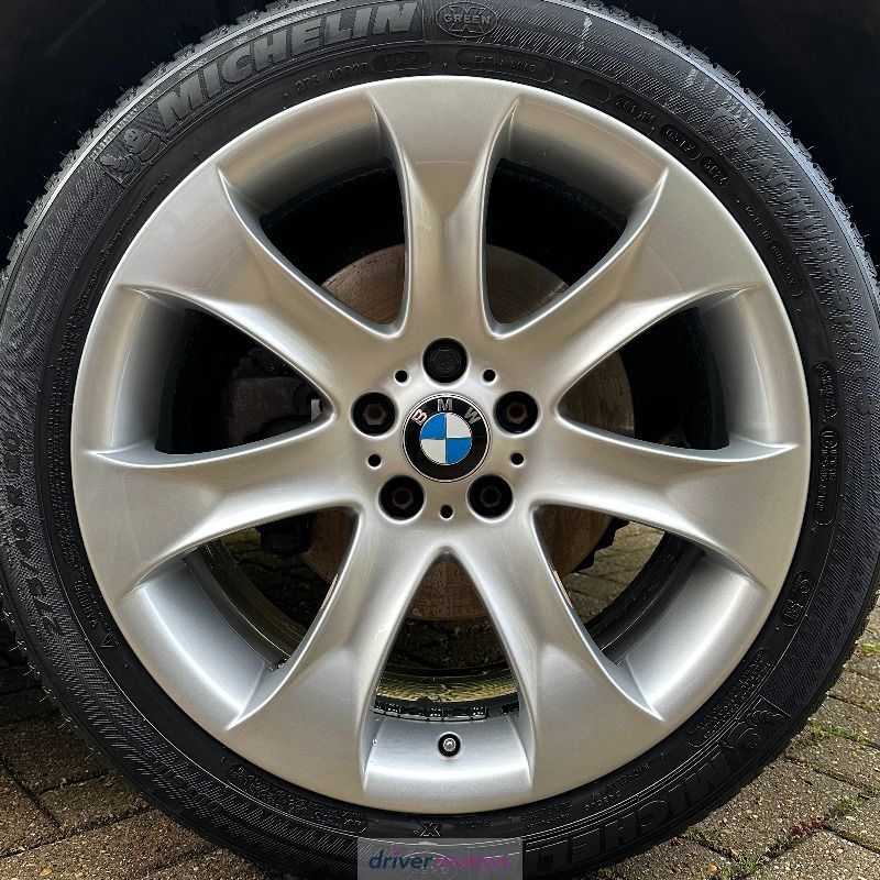 Michelin Latitude Sport 3 275/40 R20 at Blackcircles.com