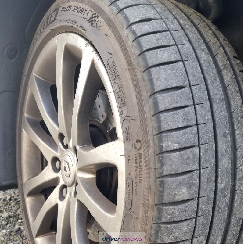 Image #5; Michelin Pilot Sport 4, 225/45 R18 Y; Renault Laguna