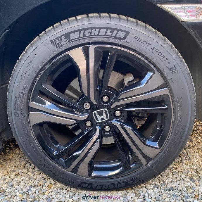 Image #2; Michelin Pilot Sport 4, 235/45 R17 Y; Honda Civic