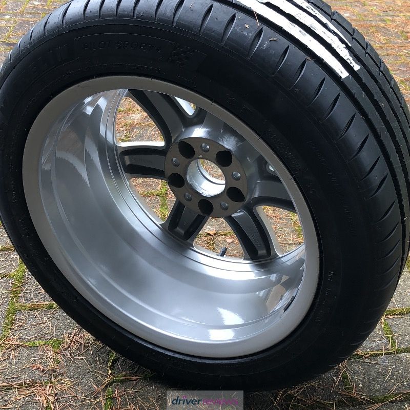 Image #3; Michelin Pilot Sport 4, 255/45 R17 Y; Mercedes-Benz SL-Class