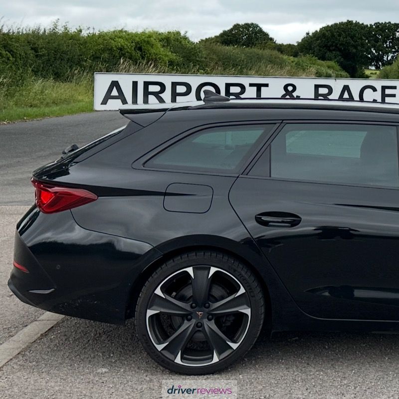 Image #2; Michelin Pilot Sport 4 S, 235/35 R19 Y; Cupra Leon