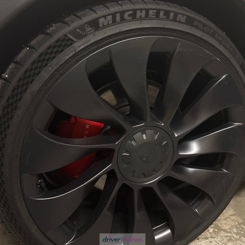 Image #1; Michelin Pilot Sport 4 S, 255/35 R21 Y; Tesla Model Y