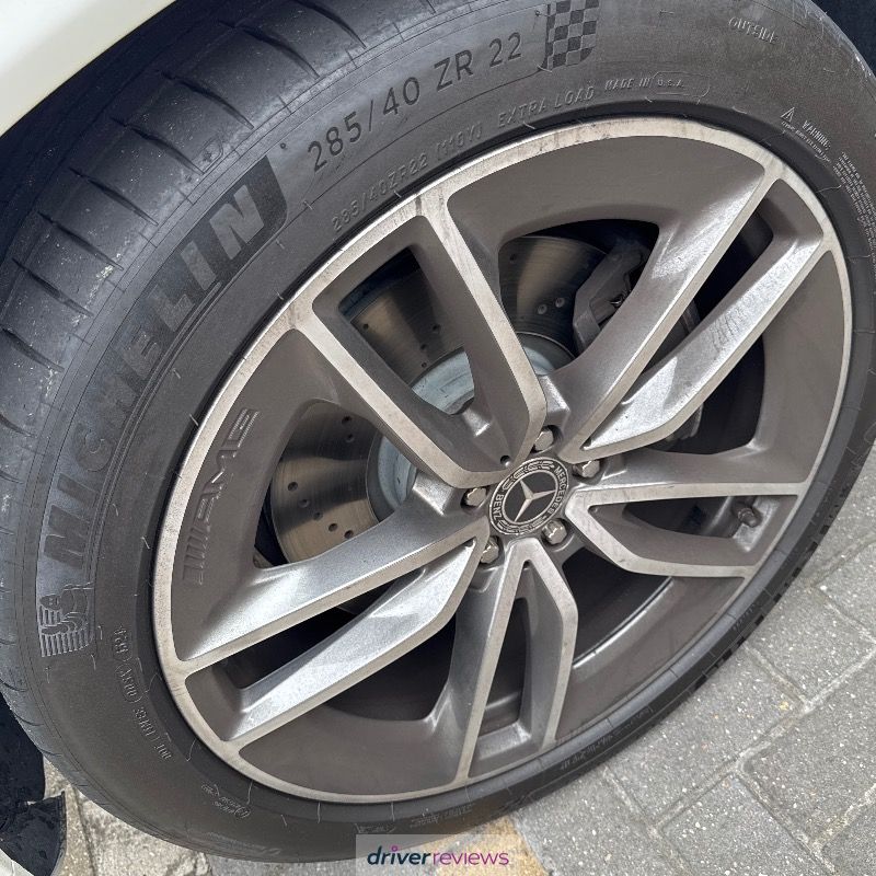 Image #1; Michelin Pilot Sport 4 S, 285/40 R22 Y; Mercedes-Benz GLE-Class