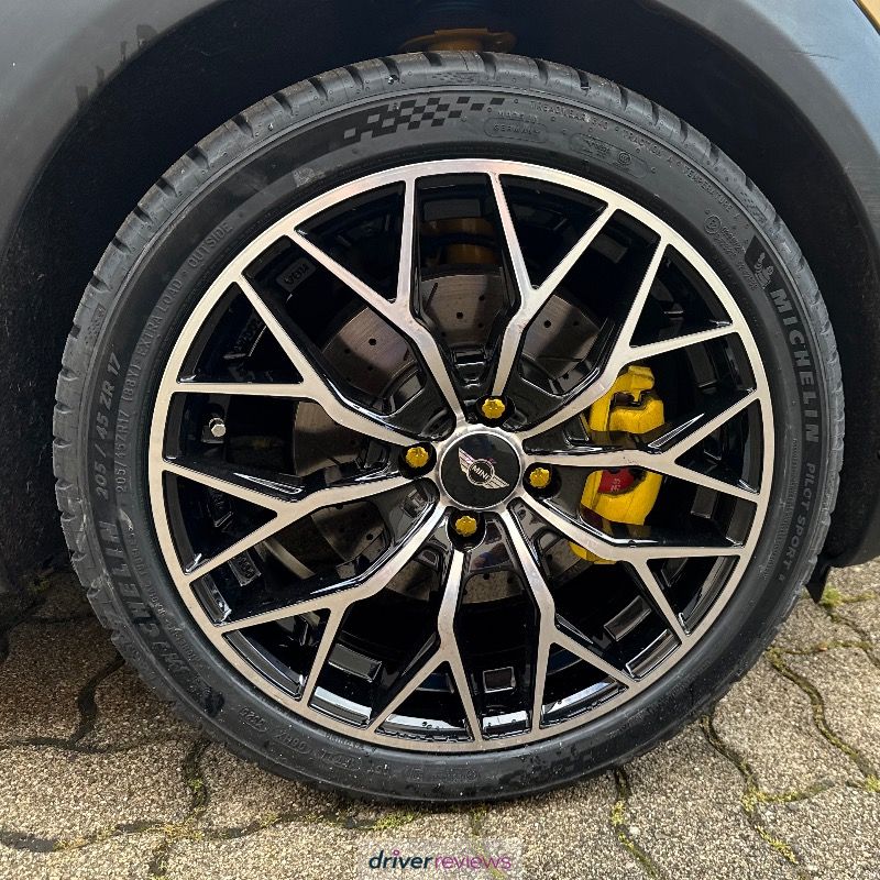 Image #1; Michelin Pilot Sport 5, 205/45 R17 Y; MINI Cooper S