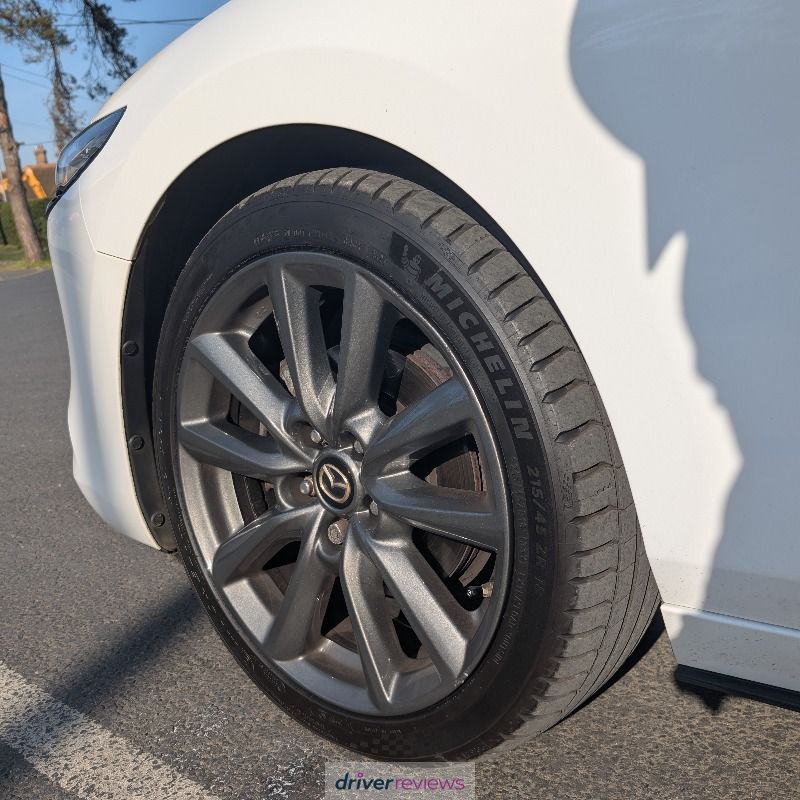 Michelin Pilot Sport 5 215/45 R18 at Blackcircles.com