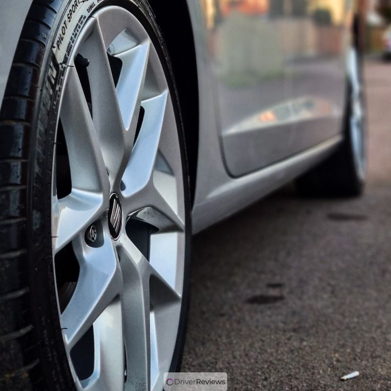 Michelin Pilot Sport 5 225/40 R18 at Blackcircles.com Michelin Pilot Sport 5 225/40 R18 at Blackcircles.com