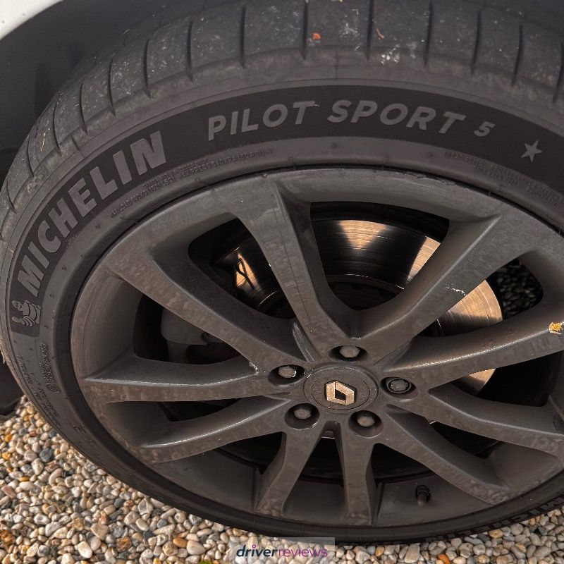 Image #1; Michelin Pilot Sport 5, 225/45 R18 Y; Renault Laguna