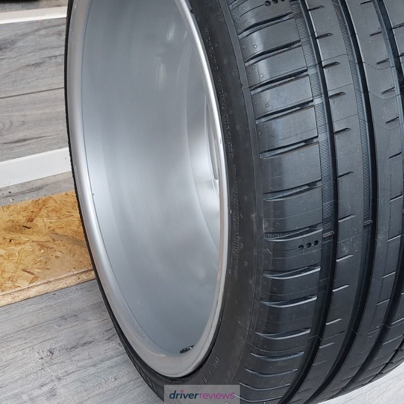 Michelin Pilot Sport 5 245/40 R17 at Blackcircles.com