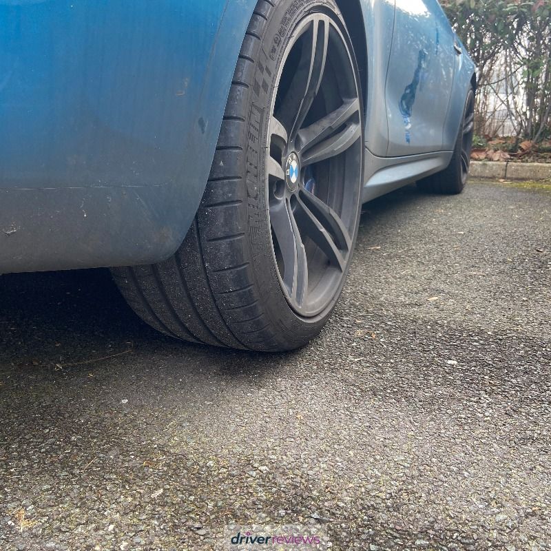Michelin Pilot Super Sport 245/35 R19 at Blackcircles.com
