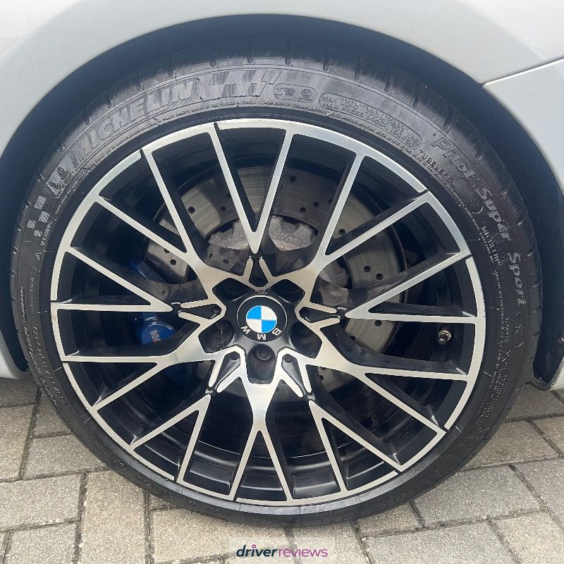 Michelin Pilot Super Sport 245/35 R19 at Blackcircles.com