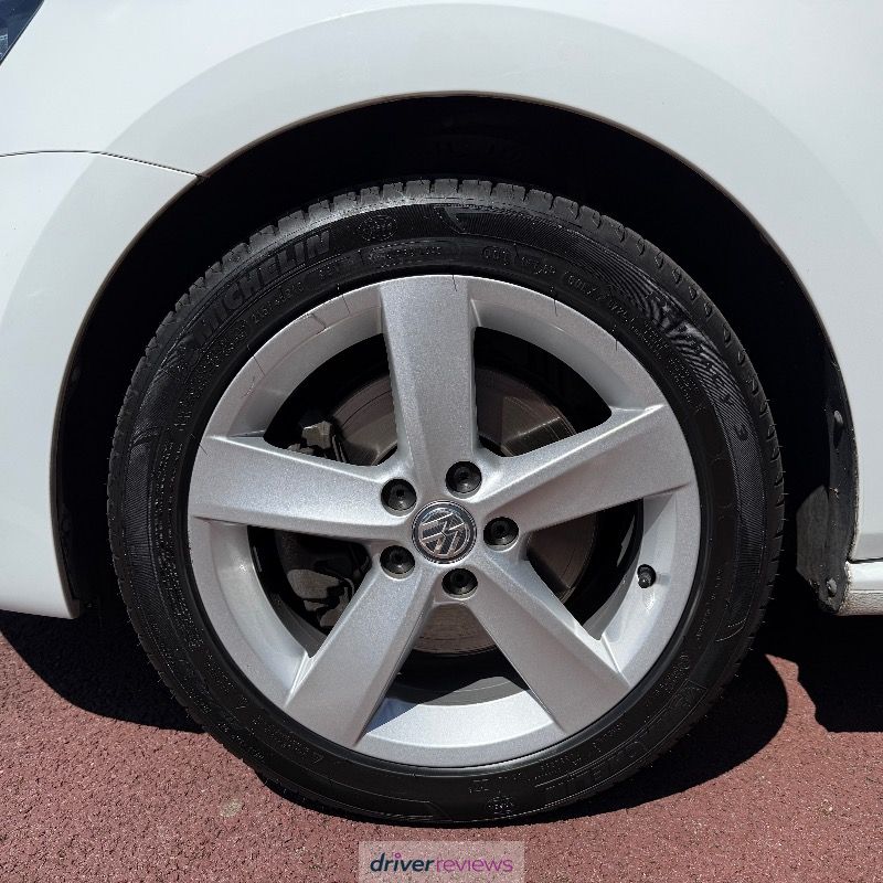 Image #6; Michelin Primacy 3, 215/45 R16 V; Volkswagen Polo