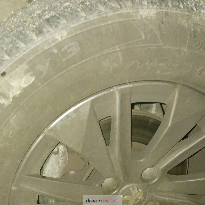 Image #4; Michelin Primacy 3, 215/65 R16 H; Peugeot 2008