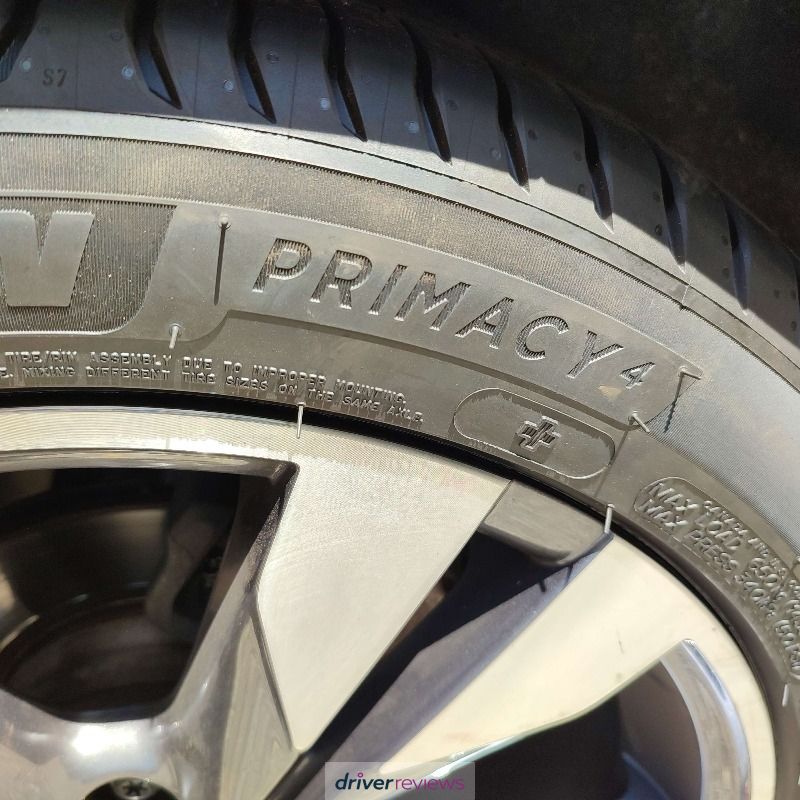 Image #10; Michelin Primacy 4+, 205/50 R17 W; Renault Megane