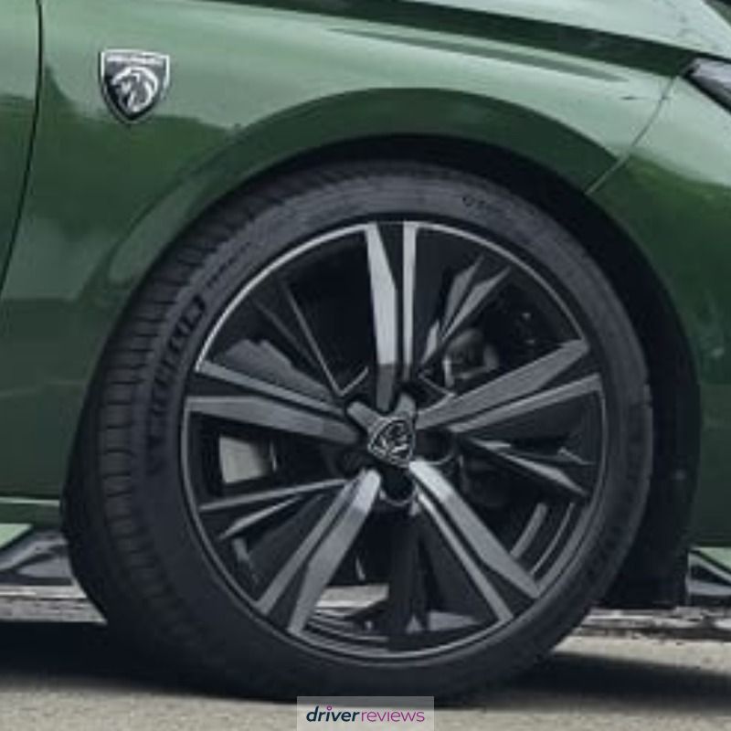 Michelin Primacy 4 235/40 R19 at Blackcircles.com