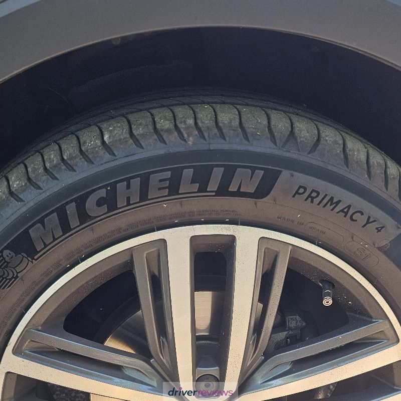 Image #1; Michelin Primacy 4, 235/50 R19 V; Volkswagen Tiguan