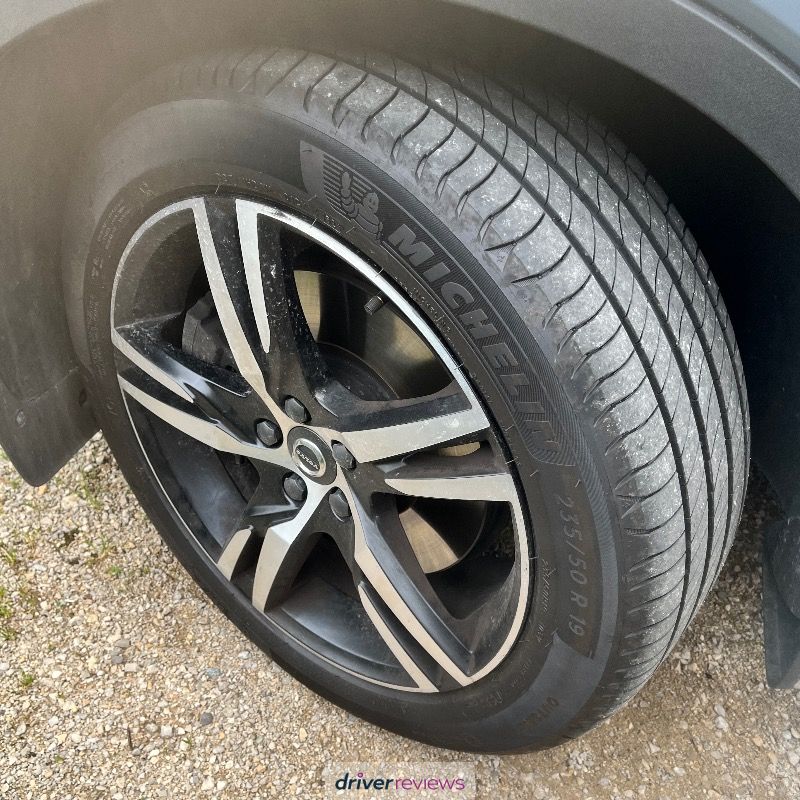 Pneu Michelin PRIMACY 4 235/50R19 103 V - ALLOPNEUS.COM