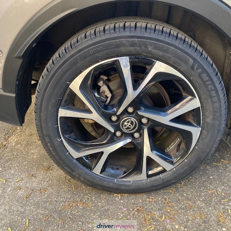Image #1; Michelin Primacy 5, 225/50 R18 V; Toyota C-HR