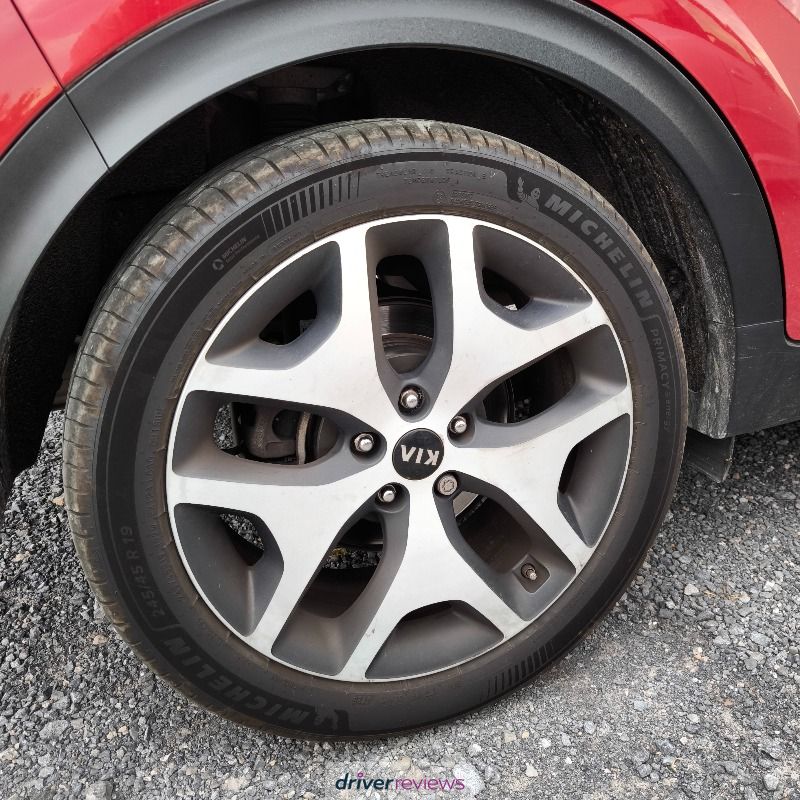 Image #8; Michelin Primacy 5 Energy, 245/45 R19 W; Kia Sportage