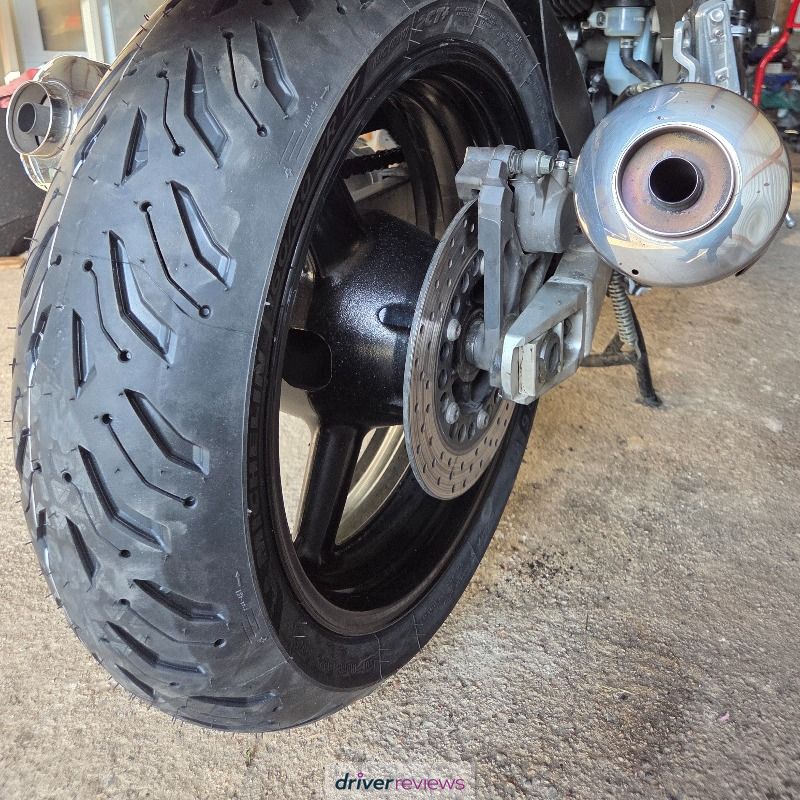 Image #3; Michelin ROAD 6, 120/70 R18 W;  