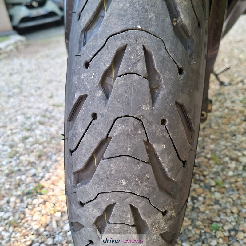 Image #3; Michelin ROAD 6 GT, 120/70 R17 W; Yamaha FJR