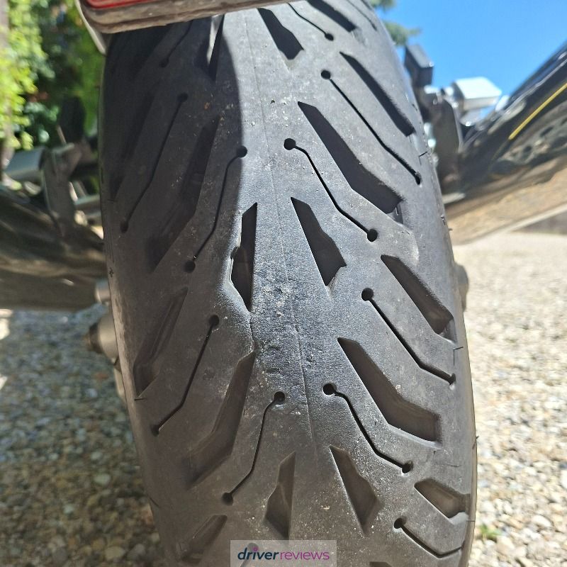 Image #2; Michelin ROAD 6 GT, 120/70 R17 W; Yamaha FJR