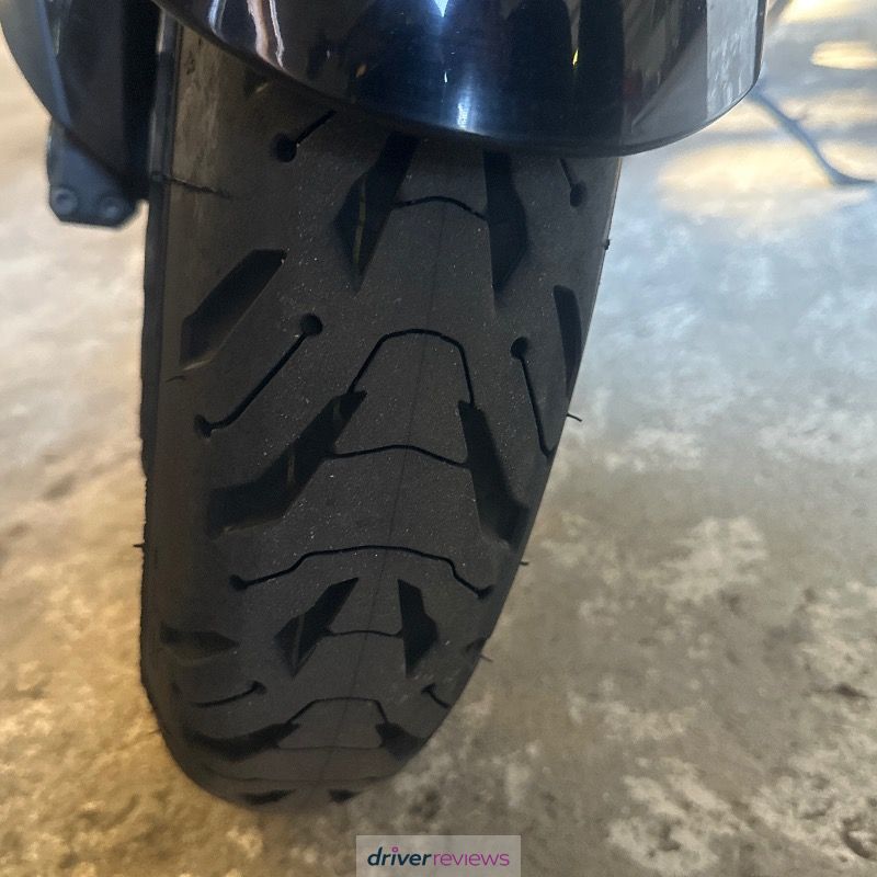 Image #3; Michelin ROAD 6 GT, 120/70 R17 W;  