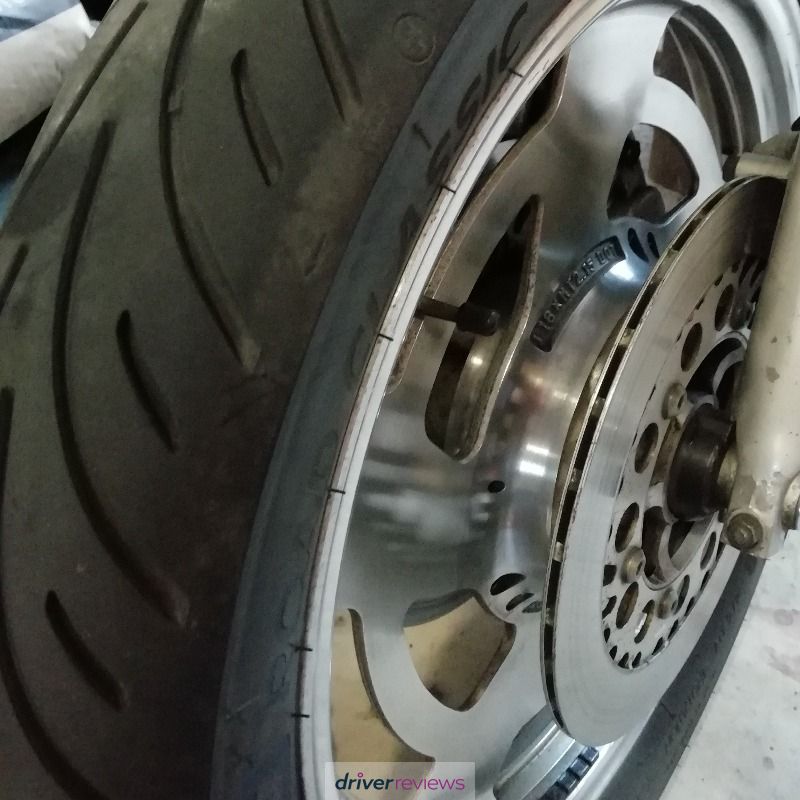 Image #10; Michelin ROAD CLASSIC, 110/90 R18 V;  