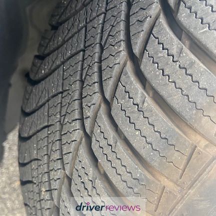 Image #2; Minerva Frostrack HP, 215/65 R16 H; Nissan Qashqai