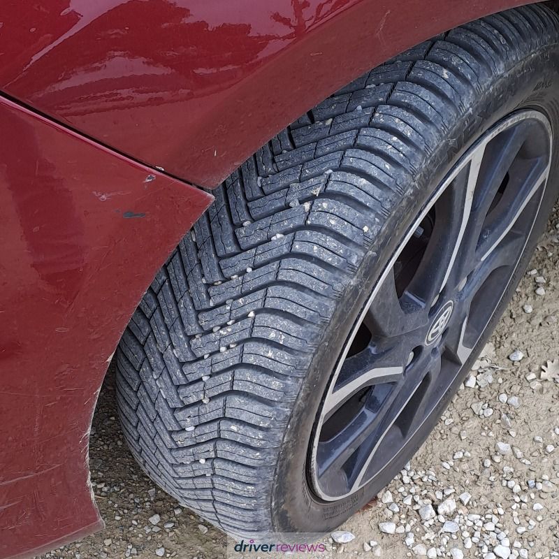 Image #3; Nexen N'Blue 4Season 2, 195/50 R16 88; Toyota Yaris
