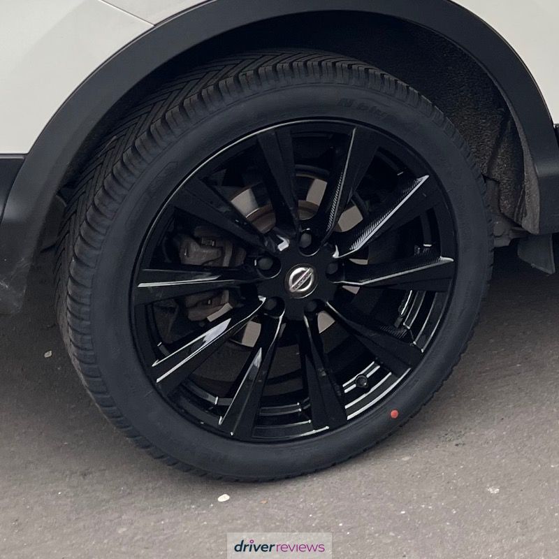 Image #4; Nexen N'Blue 4Season 2, 225/45 R19 W; Nissan Qashqai