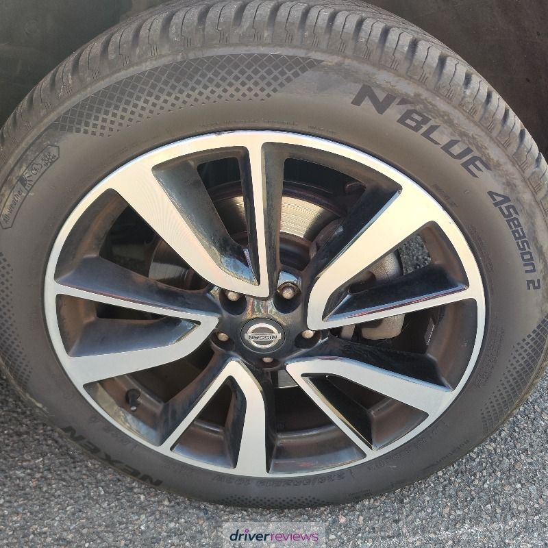Image #1; Nexen N'Blue 4Season 2, 225/55 R19 W; Nissan Unknown