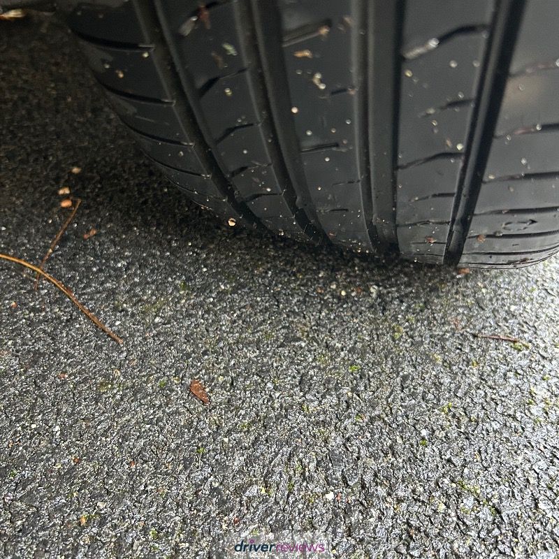 Imagen #3; Nexen N'FERA Primus, 195/55 R16 V; Peugeot e-208