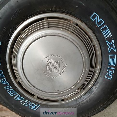 Image #2; Nexen Roadian HTX RH5, 235/75 R15 S; Mercedes-Benz G-Class