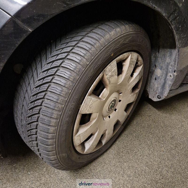 Image #1; Nokian SEASONPROOF 1, 205/55 R16 V; Skoda Superb