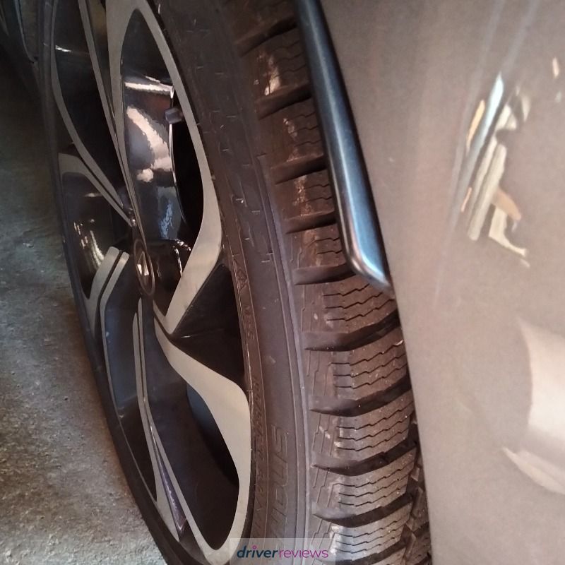 Image #1; Nokian WR Snowproof, 195/55 R20 H; Renault Scenic