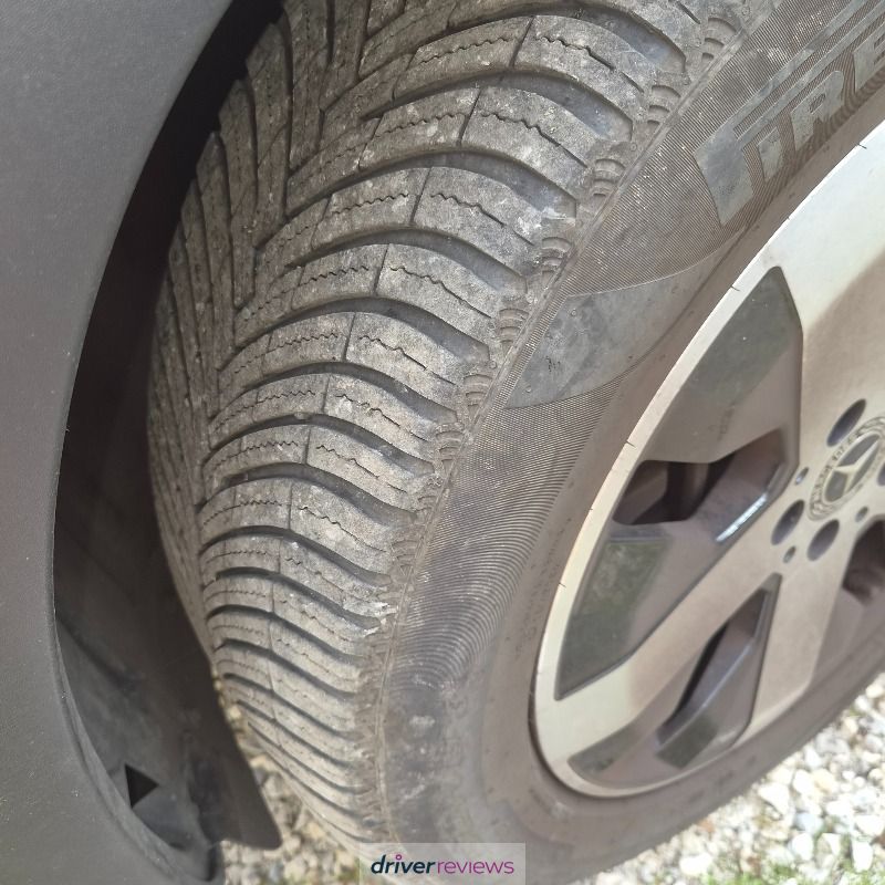 Image #6; Pirelli CINTURATO ALL SEASON SF3, 225/40 R18 Y; Mercedes-Benz GLB-Class