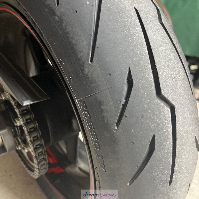 Image #9; Pirelli DIABLO ROSSO IV, 120/70 R17 W;