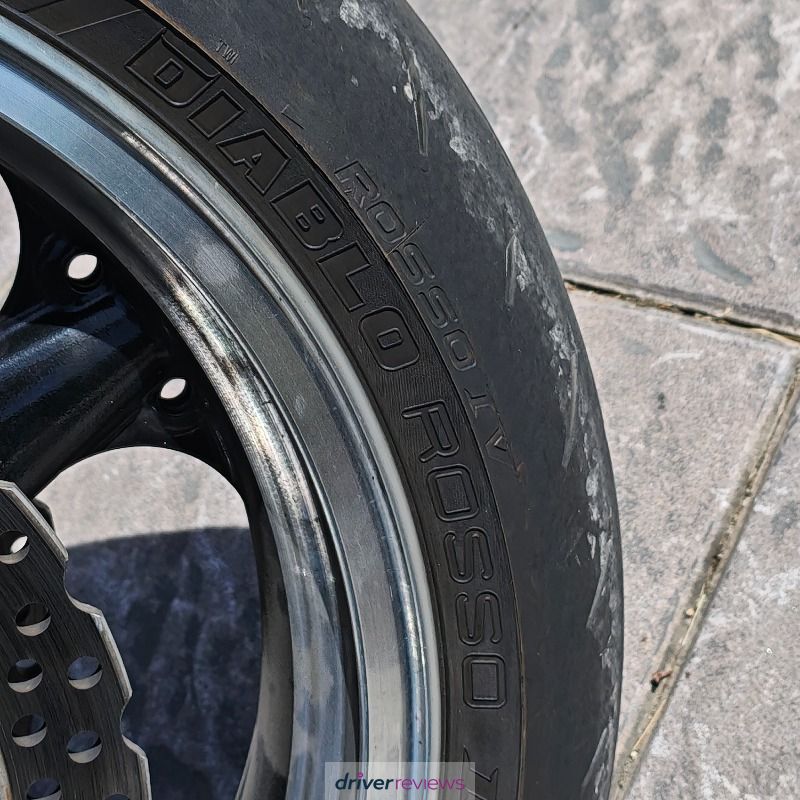 Image #6; Pirelli DIABLO ROSSO IV, 120/70 R17 W;