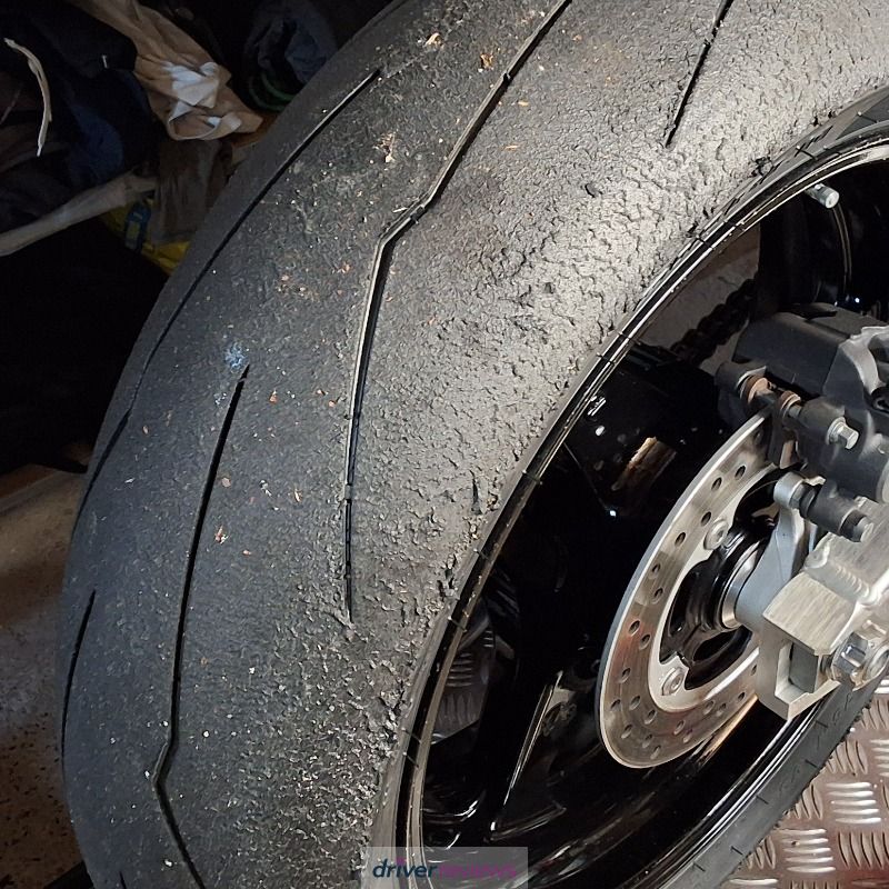 Image #3; Pirelli DIABLO SUPERCORSA V3 (SC), 190/55 R17 W;