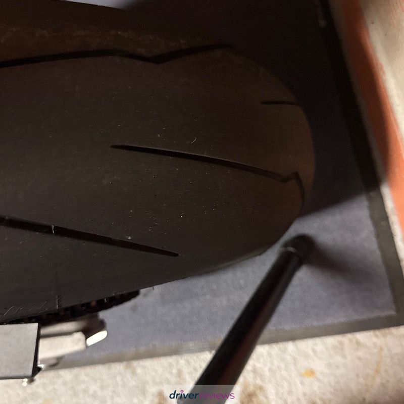 Image #2; Pirelli DIABLO SUPERCORSA V3 (SP), 200/55 R17 W; Aprilia Tuono