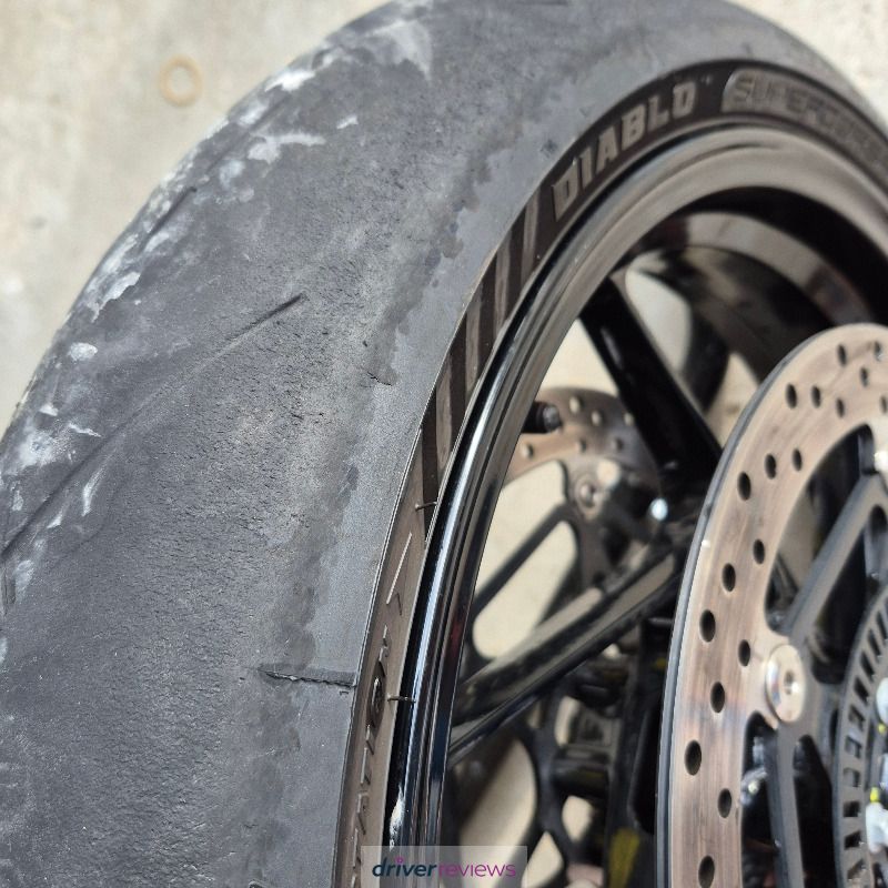 Image #10; Pirelli DIABLO SUPERCORSA V4 (SP), 180/55 R17 W;  