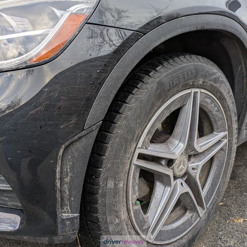 PIRELLI Ice Zero Asimmetrico 235/60 R18 107H tires