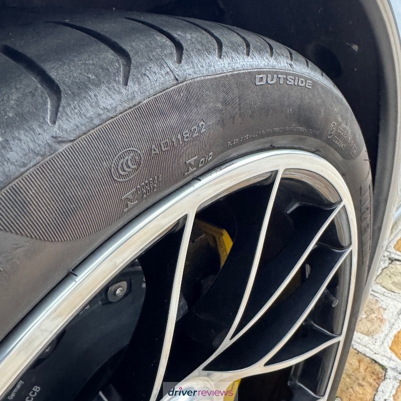 Image #4; Pirelli P Zero, 235/35 R19 Y; Porsche 911