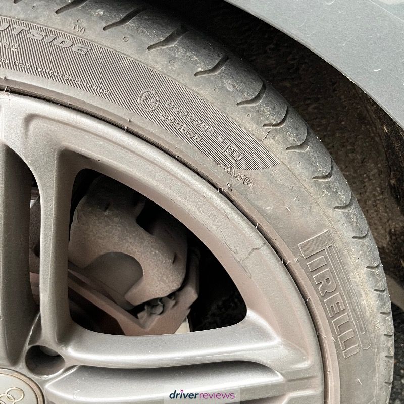 Pirelli P Zero 255/30 R20 at Blackcircles.com