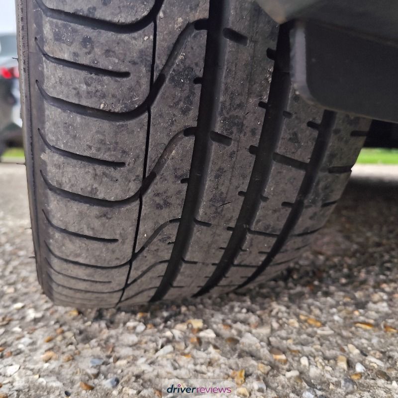 Image #1; Pirelli P Zero, 255/35 R20 Y; Audi Q3