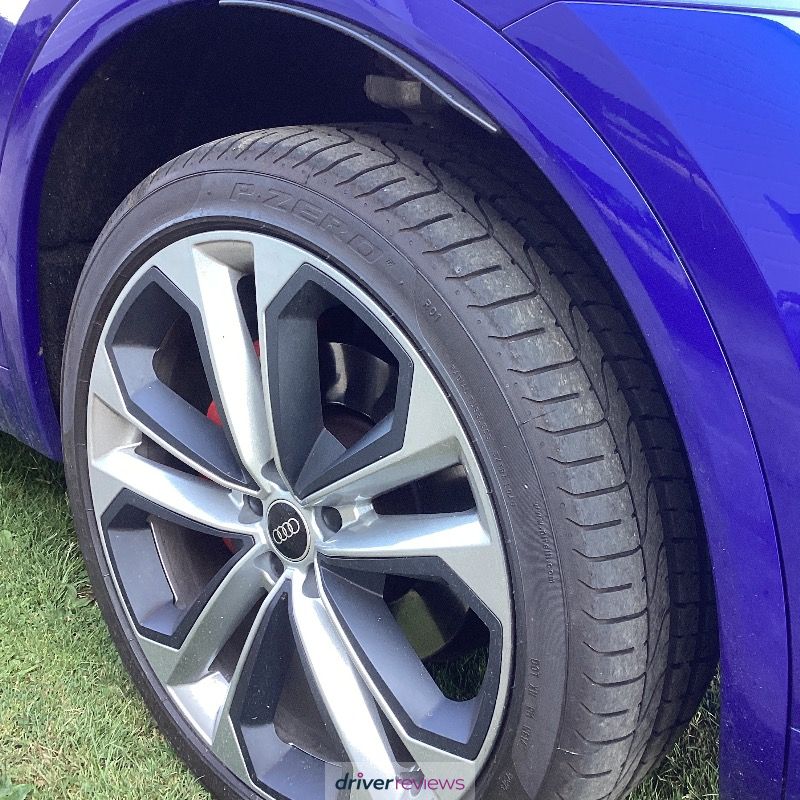 Image #1; Pirelli P Zero, 255/40 R21 Y; Audi Q5